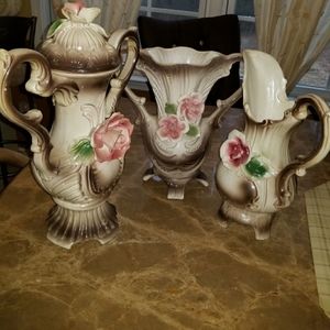 3 Capodimonte pieces.